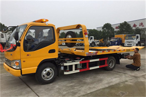 皮山哪里有拖车服务